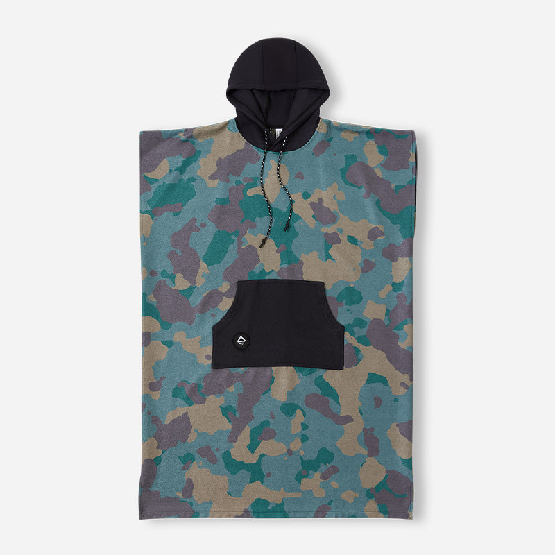 Changing Poncho: Camo Green – Nomadix