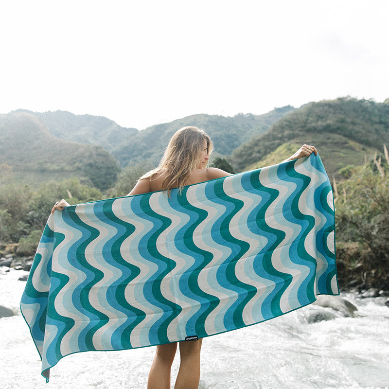 Original Towel: Wave Blue